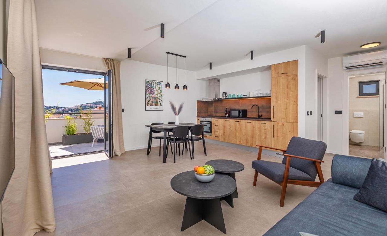 Blacksmith Apartments By Duhomes ดูบรอฟนิก ภายนอก รูปภาพ