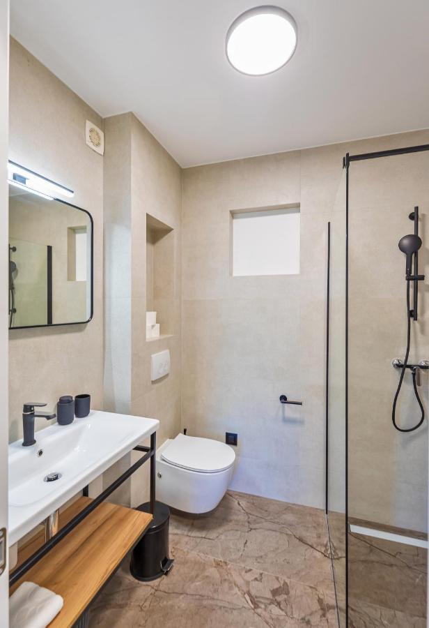 Blacksmith Apartments By Duhomes ดูบรอฟนิก ภายนอก รูปภาพ
